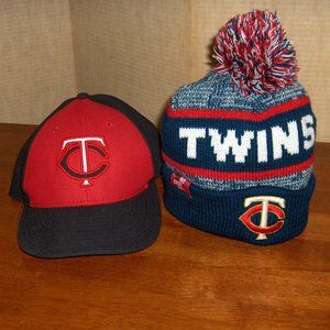 Twins Caps 1 Stocking, 1 baseball